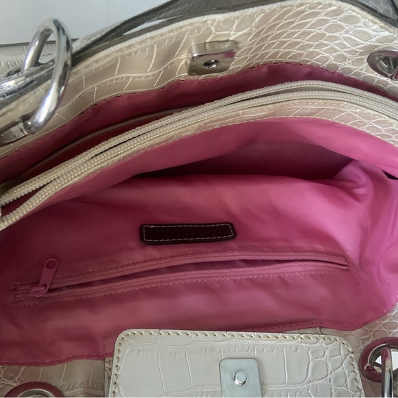 Tommy Hilfiger Purse - Picture 4 of 5